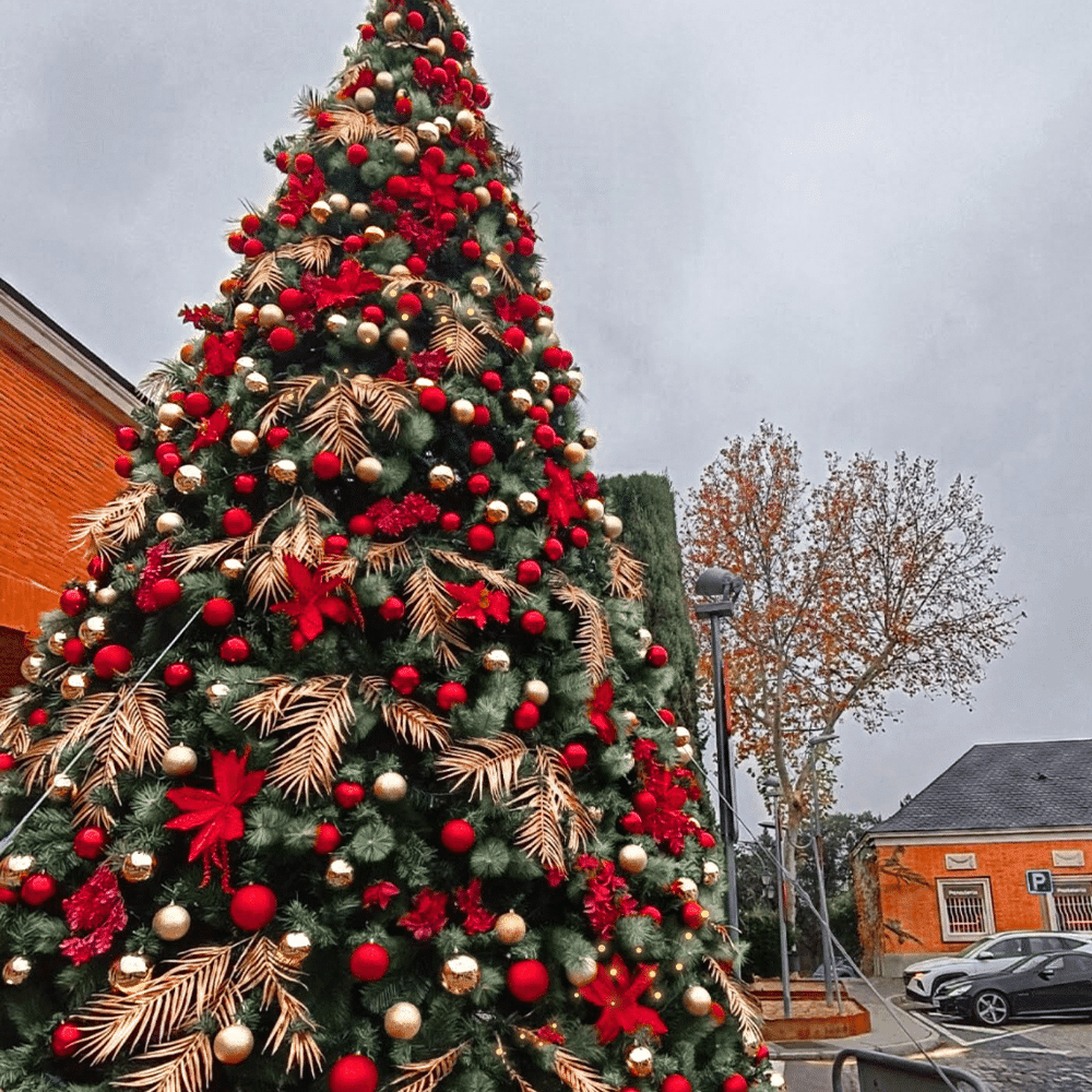 COMO ELEGIR EL ARBOL DE NAVIDAD MAS ADECUADO PARA TU EMPRESA