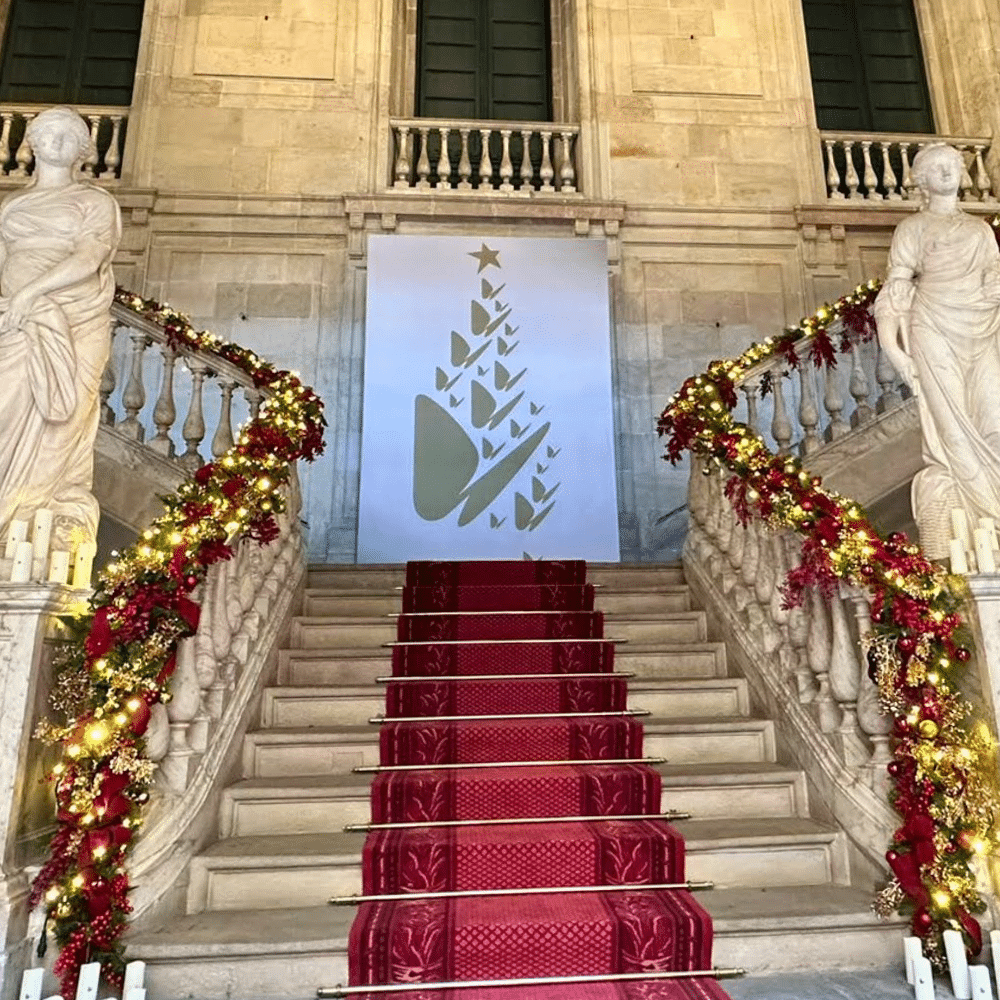 CORONAS Y GUIRNALDAS PARA EMPRESAS